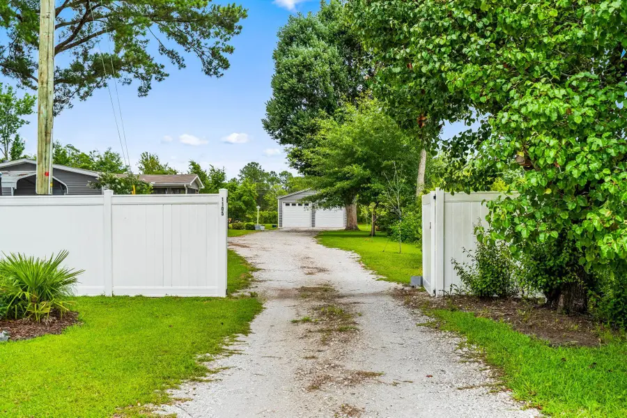 1105 Woodrow Ln., Loris, SC 29569 - #3
