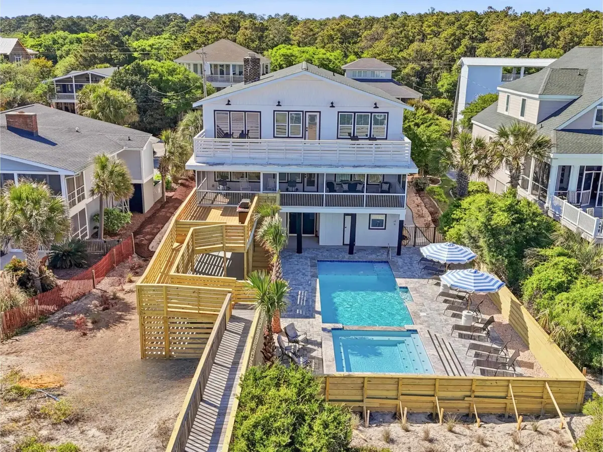1184 Parker Dr., Pawleys Island, SC 29585 - #1