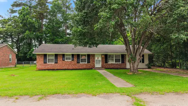 545 Hickory Ave., Johnsonville, SC 29555