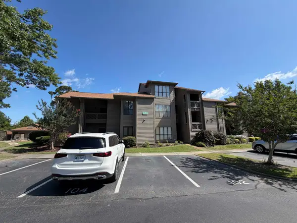 104 Indian Wells Ct. #104, Murrells Inlet, SC 29576