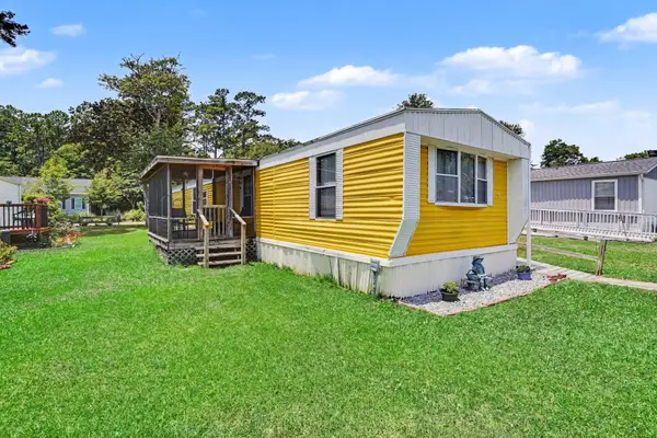 5 Crooked Island Circle, Murrells Inlet, SC 29576
