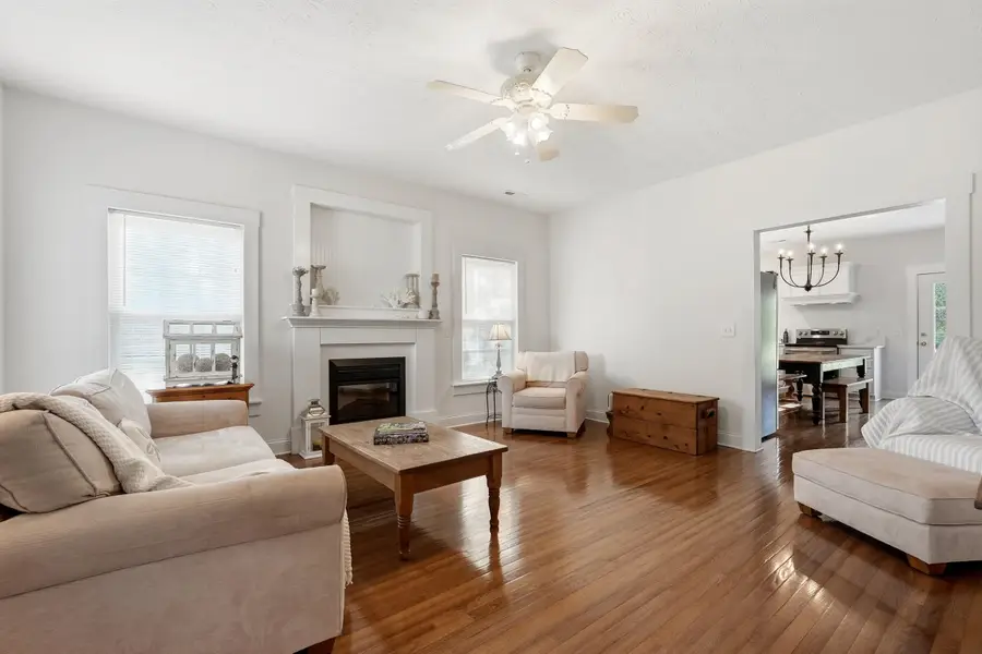 3096 Poplar Church Rd., Aynor, SC 29511 - #3