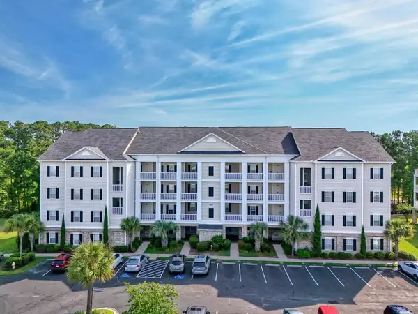 703 Shearwater Ct. #304, Murrells Inlet, SC 29576