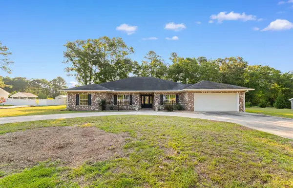 1267 Pinetucky Dr., Galivants Ferry, SC 29544