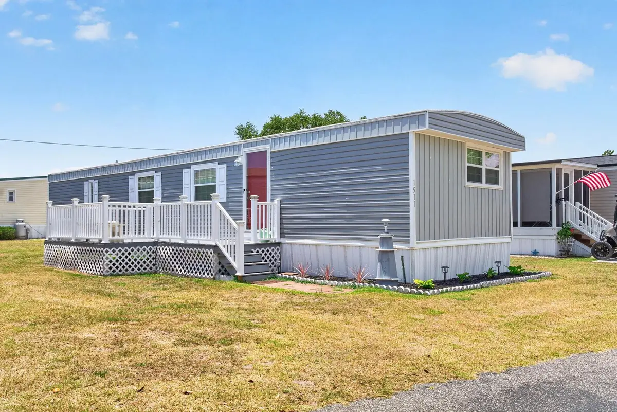 1511 Tanglewood Ave, North Myrtle Beach, SC 29582 - #1