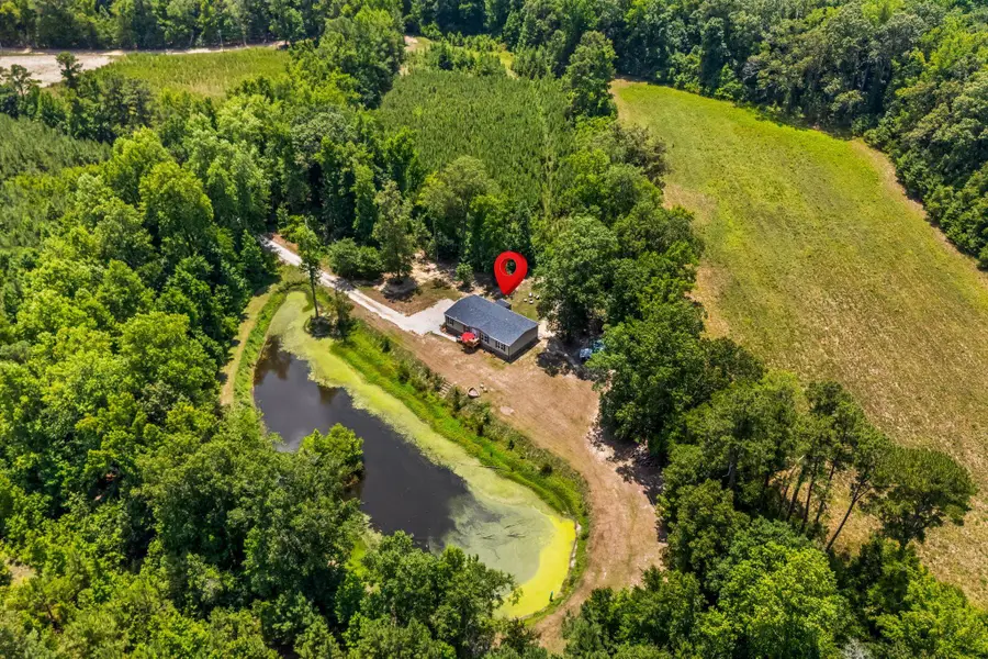 2463 Hanna Lake Rd., Johnsonville, SC 29555 - #3