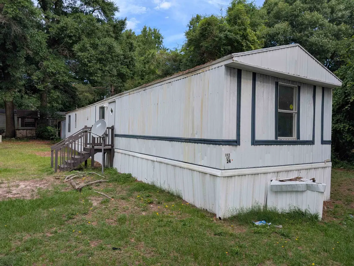 212 R Bar M Ranch Rd, Florence, SC 29501 - #1