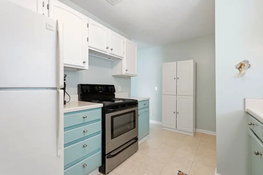 906 Tiffany Ln., North Myrtle Beach, SC 29582 - #2