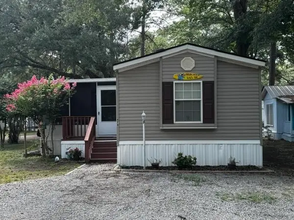 474 W Banks Dr., Garden City Beach, SC 29576