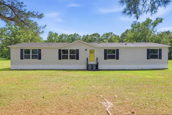 5231 Cartwheel Rd., Mullins, SC 29574