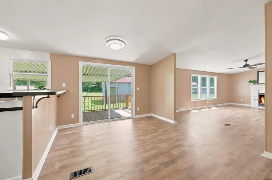 5231 Cartwheel Rd., Mullins, SC 29574 - #3