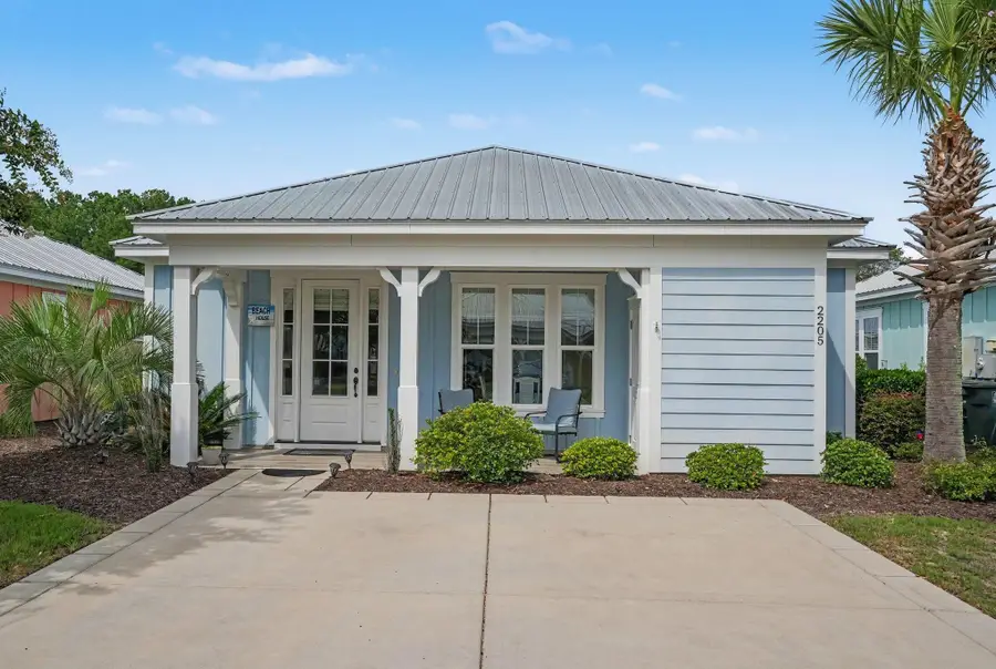 2205 Sea Dune Dr., North Myrtle Beach, SC 29582 - #2