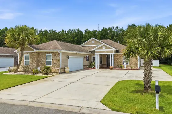 855 Wintercreeper Dr., Longs, SC 29568