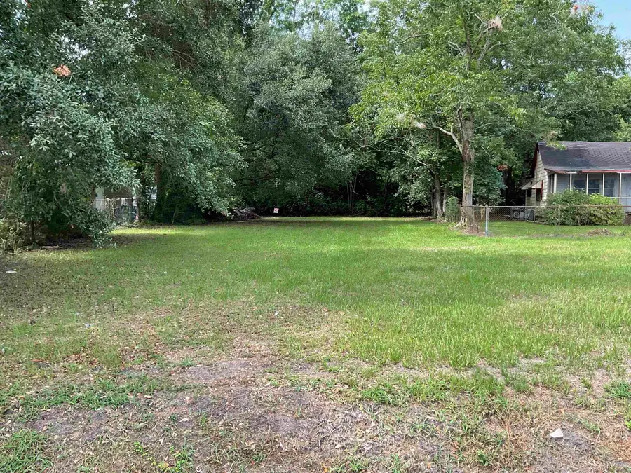 2605 Prince St., Georgetown, SC 29440 - #3