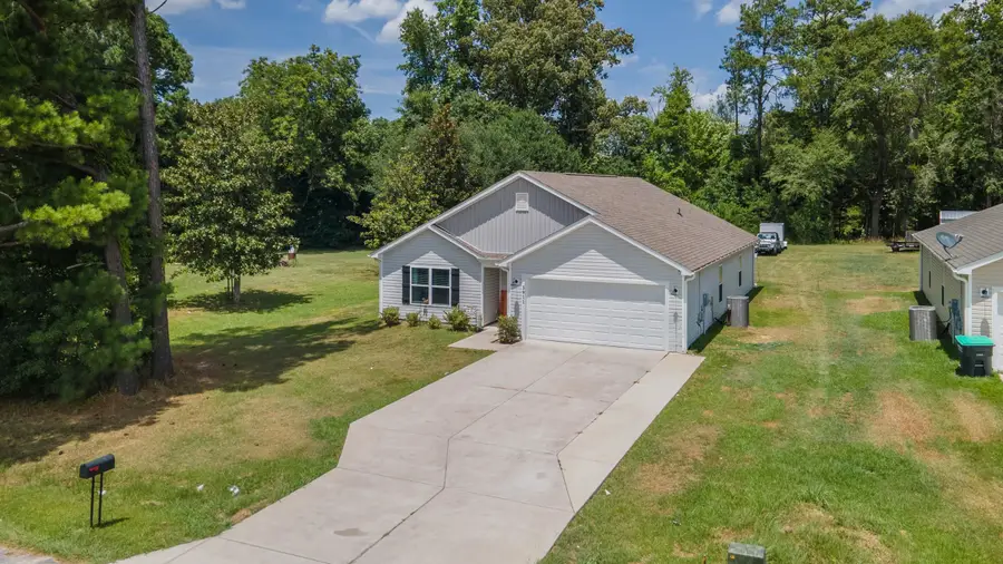 3911 Lake Dr., Loris, SC 29569 - #2