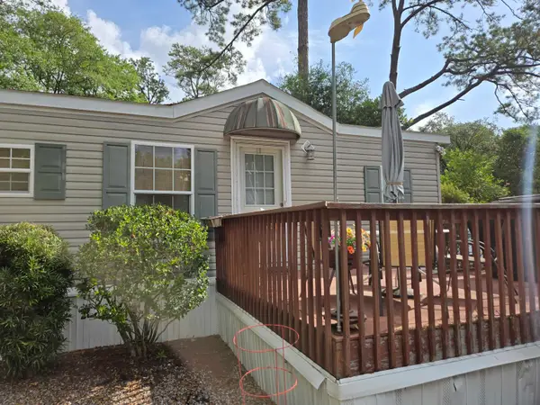 466 W Banks Dr., Garden City Beach, SC 29576