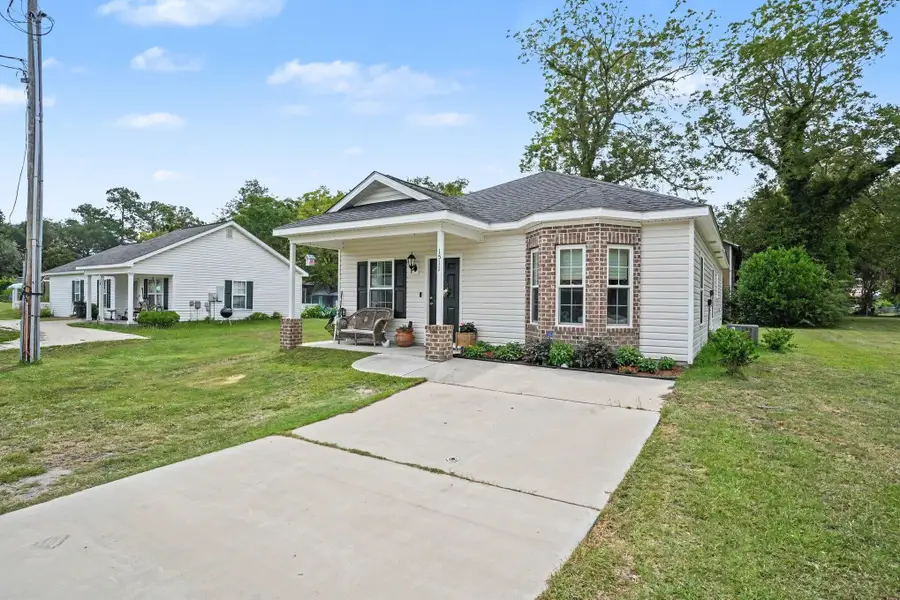 1511 6th Ave., Conway, SC 29526 - #3