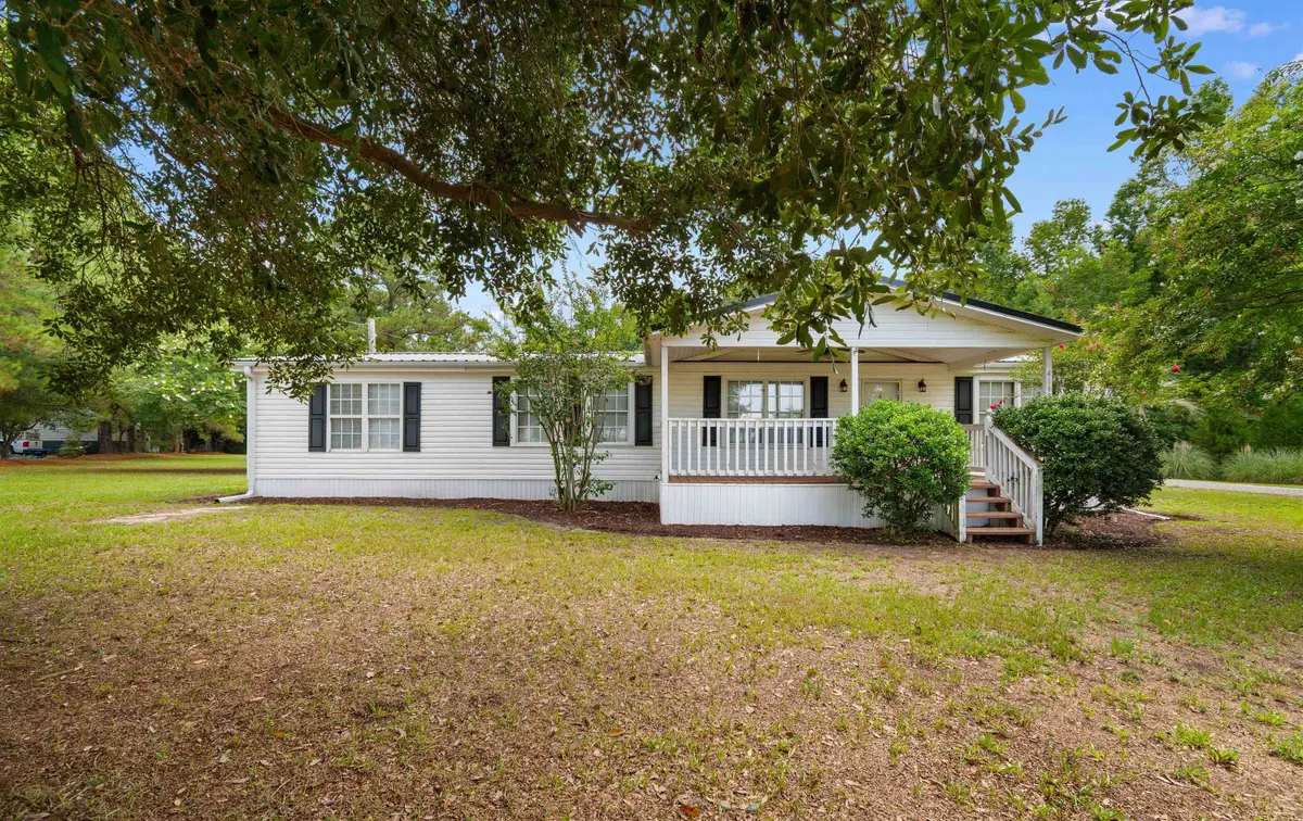 4149 Long Bay Rd., Aynor, SC 29511 - #1