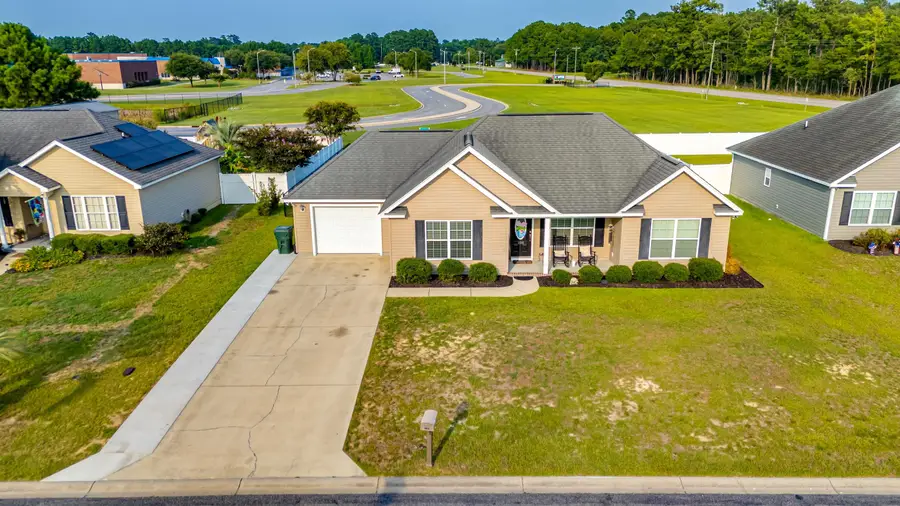 108 Blue Jacket Dr., Galivants Ferry, SC 29544 - #2