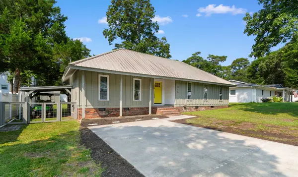 515 3rd Ave. N, Surfside Beach, SC 29575