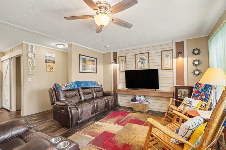 160 Genesis Dr, Georgetown, SC 29440 - #2