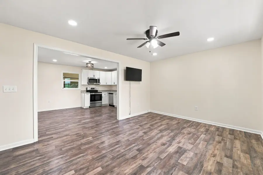 2761 Thurgood Marshall Hwy., Kingstree, SC 29556 - #3