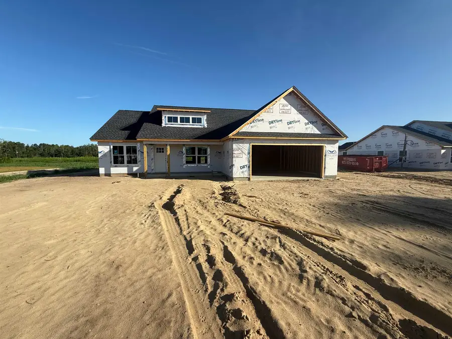 3813 Valley Forge Rd., Aynor, SC 29511 - #2