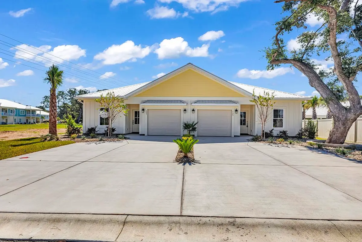 15 Hallandale Lane #Right, Murrells Inlet, SC 29576 - #1