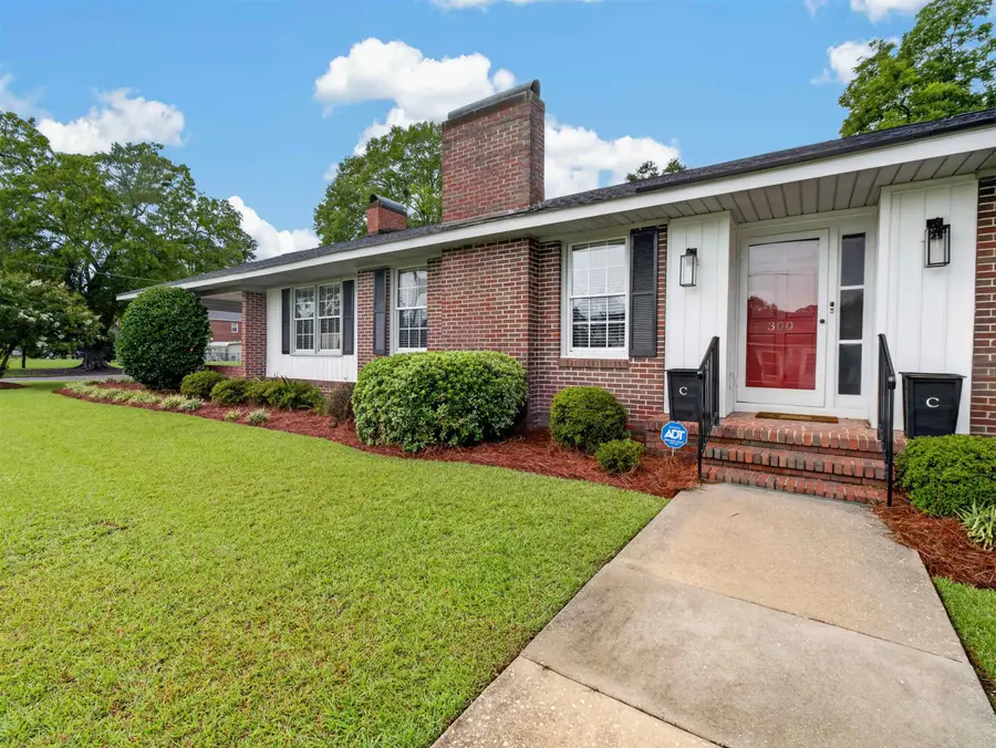 300 E Lloyd St., Mullins, SC 29574 - #3