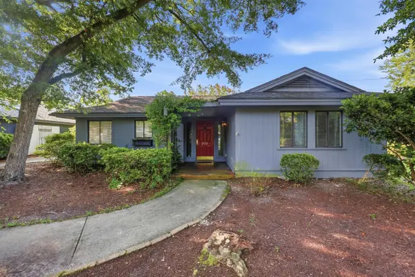 919 Cedarwood Circle, Myrtle Beach, SC 29572