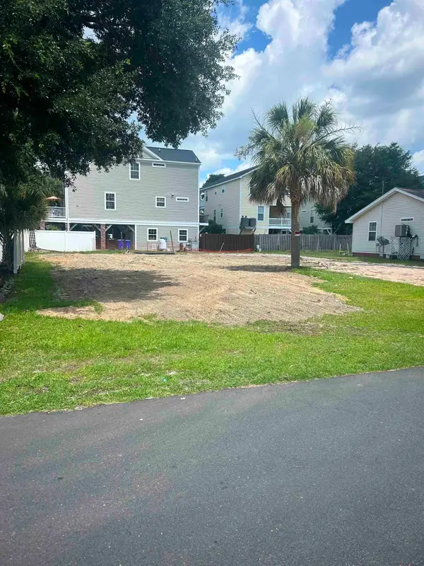 330 Lakeside Dr., Surfside Beach, SC 29575