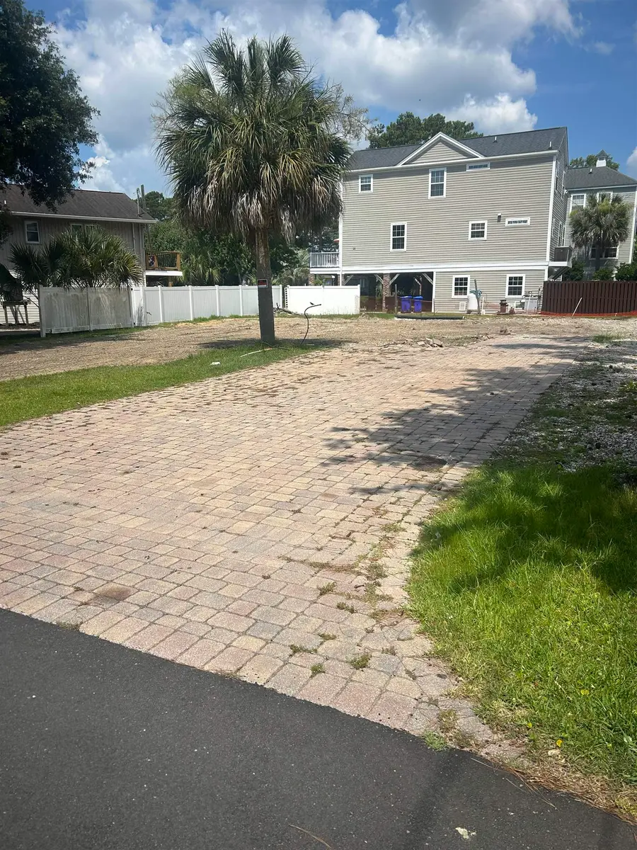 330 Lakeside Dr., Surfside Beach, SC 29575 - #2