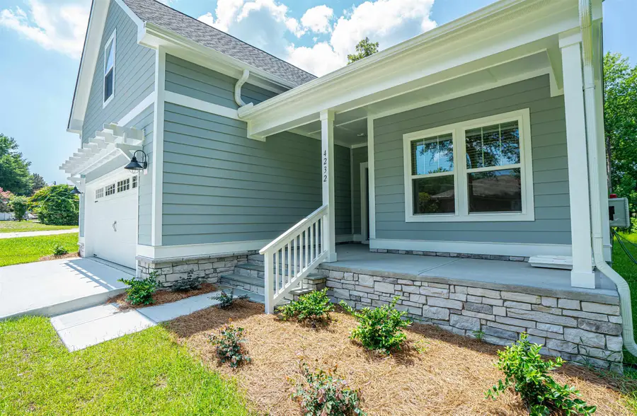 4232 Luck Ave., Little River, SC 29566 - #3