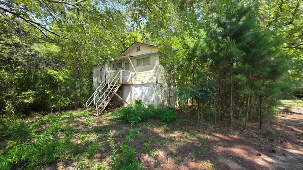 8476 Grapevine Ct., Gresham, SC 29546
