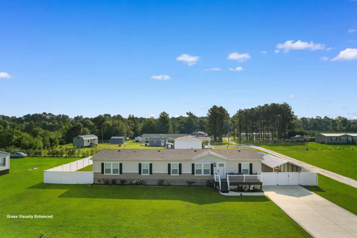 4190 Double Dee Rd., Aynor, SC 29511 - #1