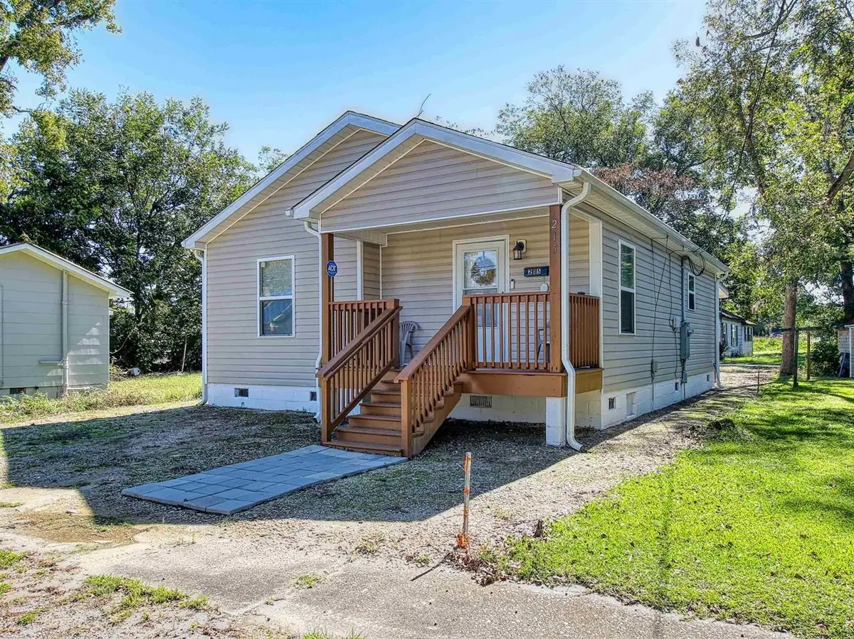 215 W James St., Mullins, SC 29574 - #1