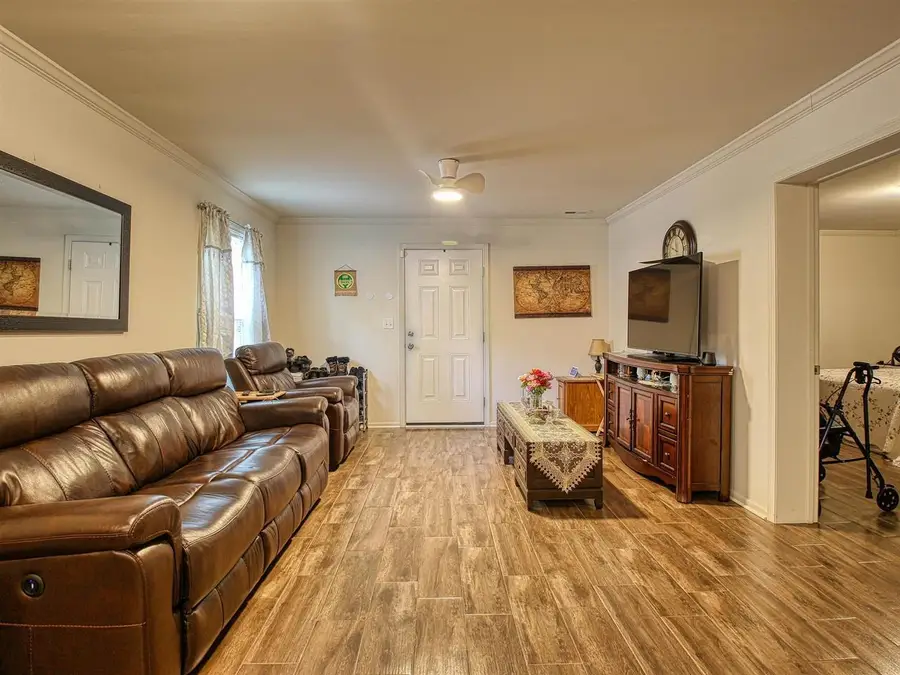 215 W James St., Mullins, SC 29574 - #2