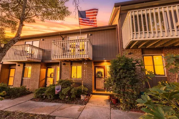 307 77th Ave. N #18, Myrtle Beach, SC 29572