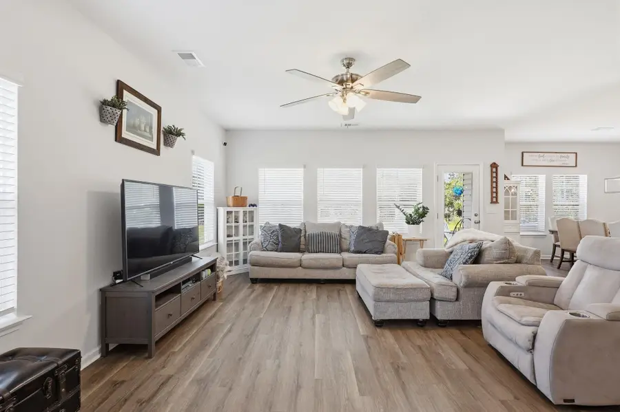 5085 Gladstone Dr, Conway, SC 29526 - #3