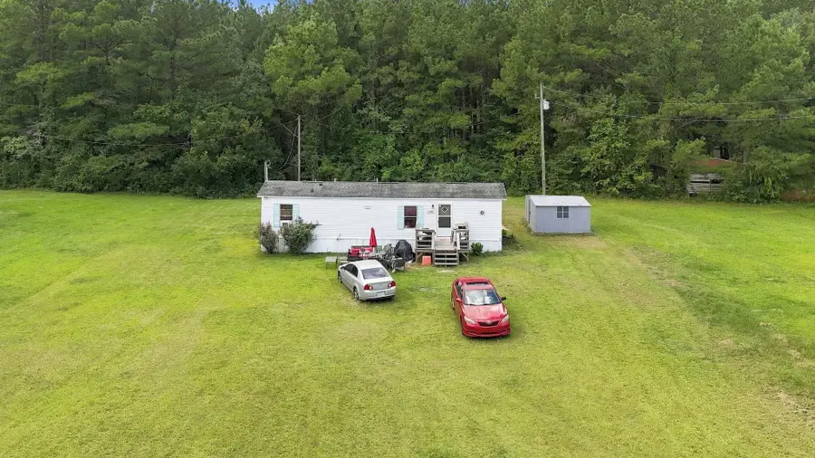 3796 Old Reaves Ferry Rd., Conway, SC 29526 - #3