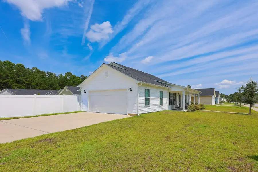 1403 Heirloom Dr., Conway, SC 29527 - #2