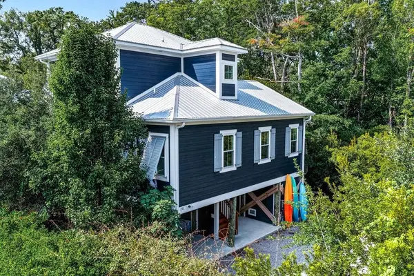 231 Watson Way, Pawleys Island, SC 29585