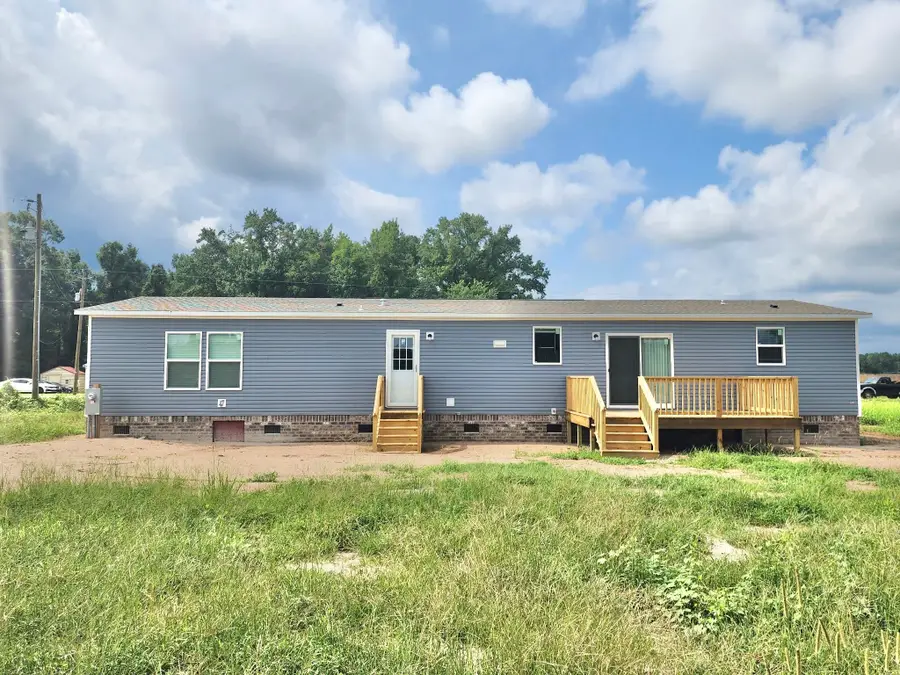 608 Black Branch Rd., Dillon, SC 29536 - #2