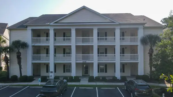 643 Woodmoor Dr. #301, Murrells Inlet, SC 29576