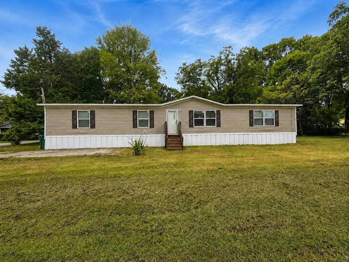 453 Gilchrist Rd., Marion, SC 29571 - #1