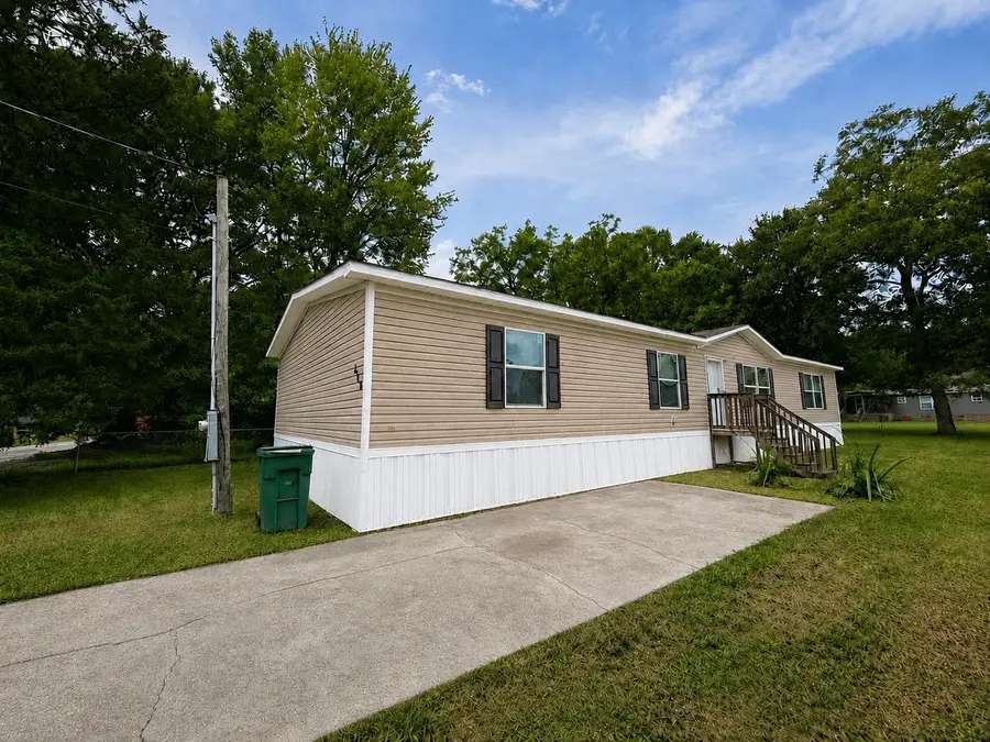 453 Gilchrist Rd., Marion, SC 29571 - #2