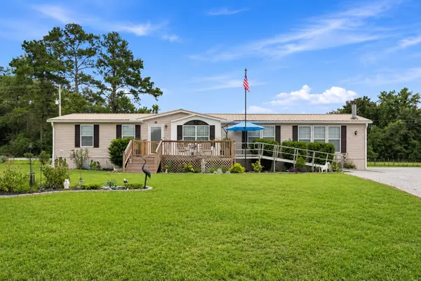6284 Donahue Dr., Conway, SC 29527