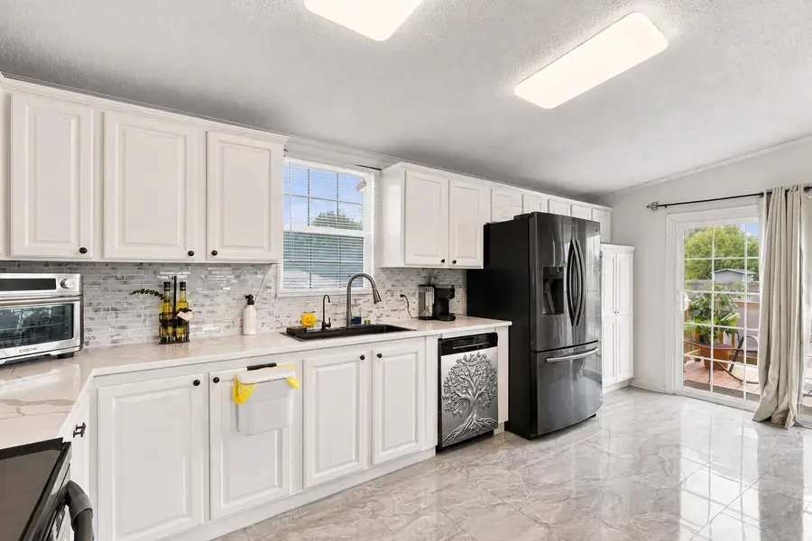 6284 Donahue Dr., Conway, SC 29527 - #3