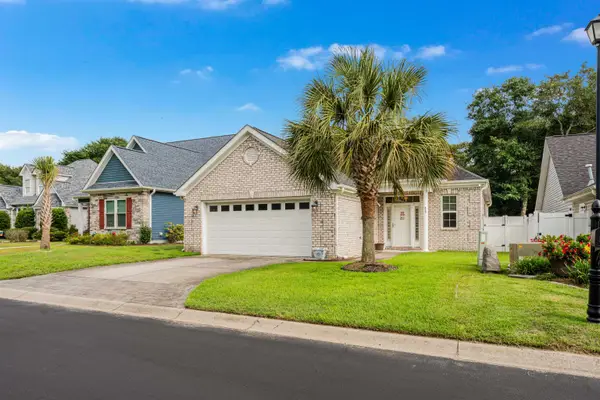 850 Cardinal Pl., North Myrtle Beach, SC 29582