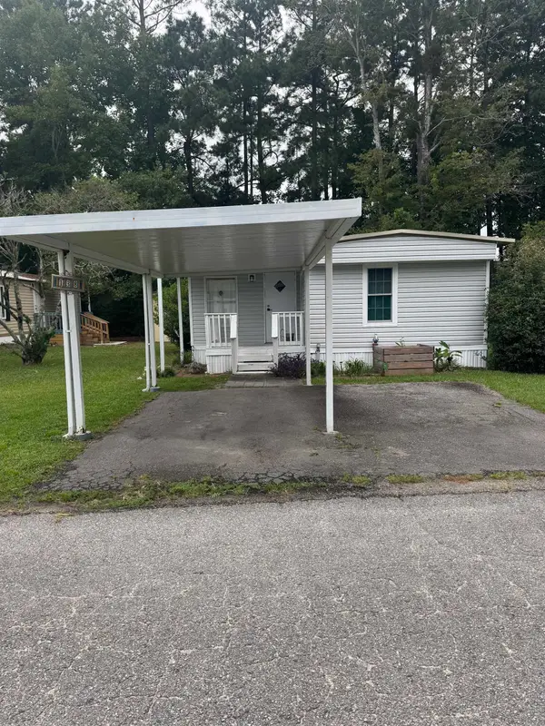 138 Offshore Dr., Murrells Inlet, SC 29576